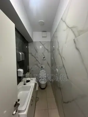 ZYRE ME QERA 90 M2 RRUGA E KAVAJËS 80.000 LEKE
