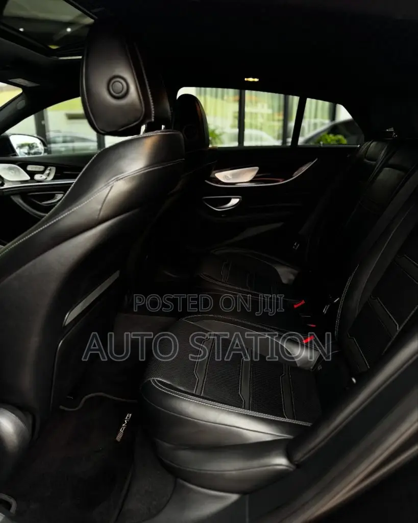 Mercedes Benz GT 53 AMG