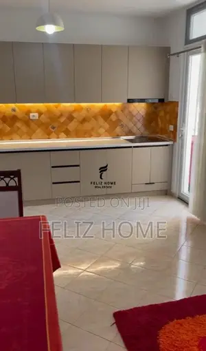 APARTAMENT ME QERA 1+1 MYSLYM SHYRI 60.000 LEKE