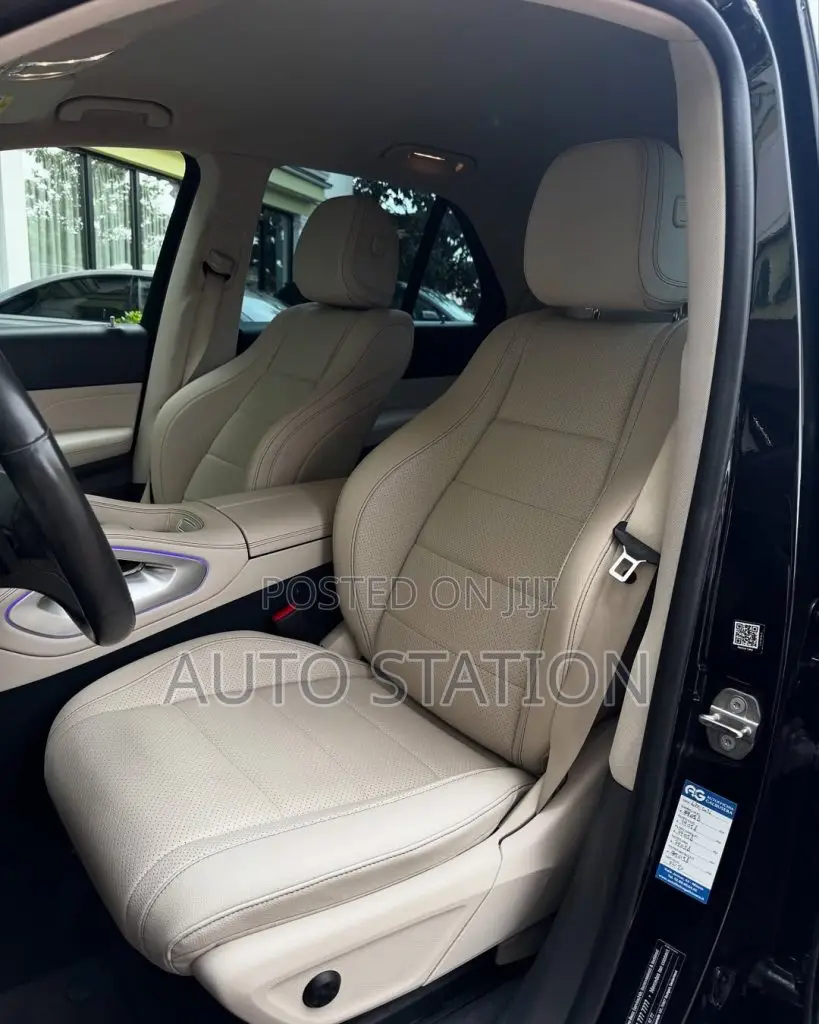 Mercedes Benz GLE 300d