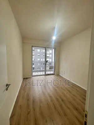 SHITET APARTAMENT 3+1+2+DEPO KOMUNA E PARISIT 375.000 EURO