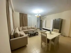 APARTAMENT ME QERA 2+1 BULEVARDI I RI 60.000 LEKE