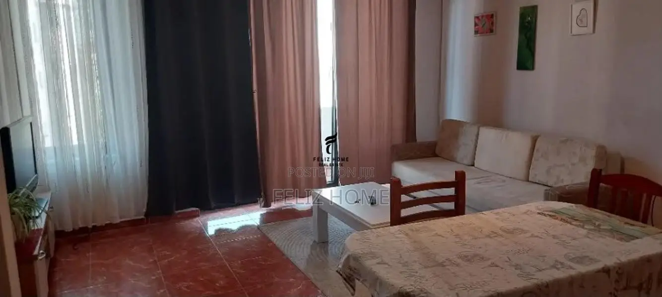 APARTAMENT ME QERA 1+1 RRUGA E ELBASANIT 52.000 LEKE