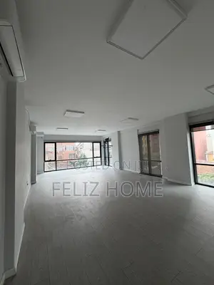 ZYRE ME QERA 404 M2 PAZARI I RI 520.000 LEKE