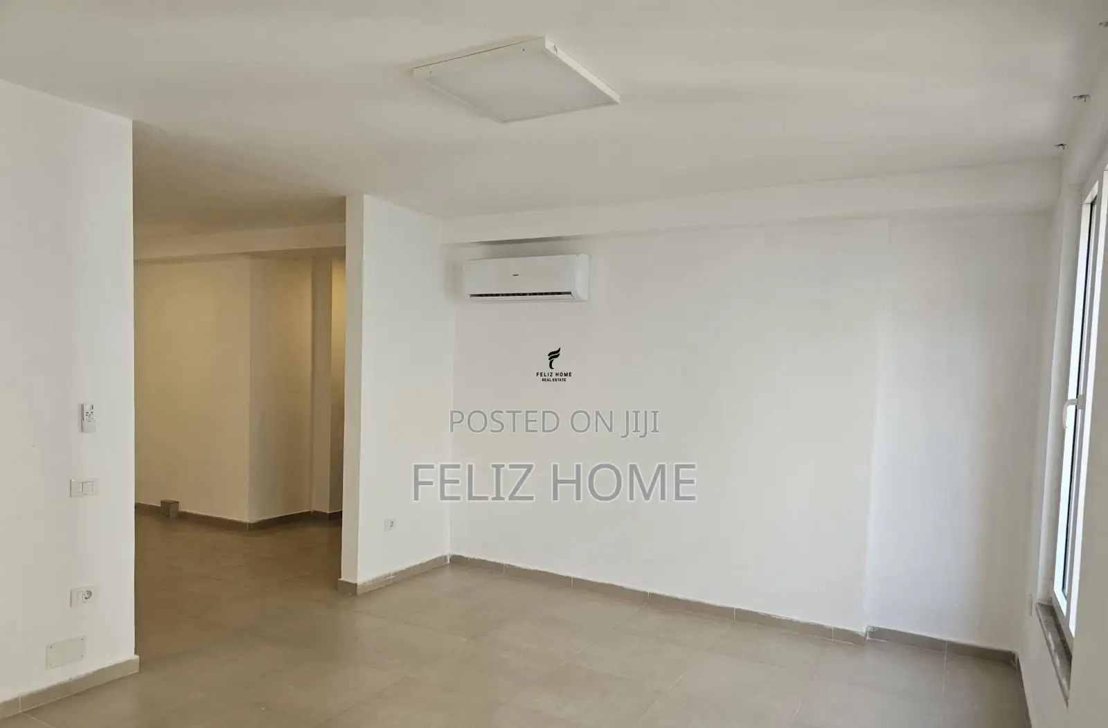 ZYRE ME QERA 74 M2 STADIUMI AIR ALBANIA 1.260 EURO
