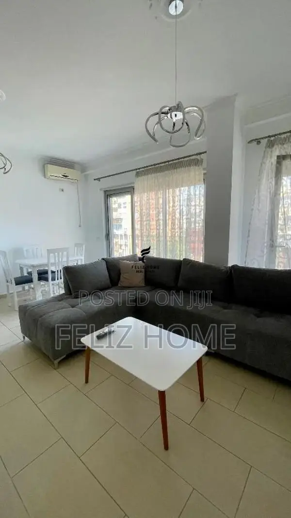 APARTAMENT ME QERA 1+1 MYSLYM SHYRI 80.000 LEKE