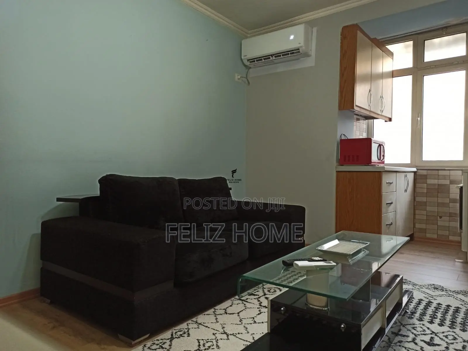 APARTAMENT ME QERA 1+1 21 DHJETORI 50.000 LEKE