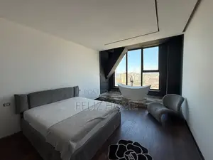 SHITEN 2 GARSONIERE RRUGA R KAVAJES 295.000 EURO
