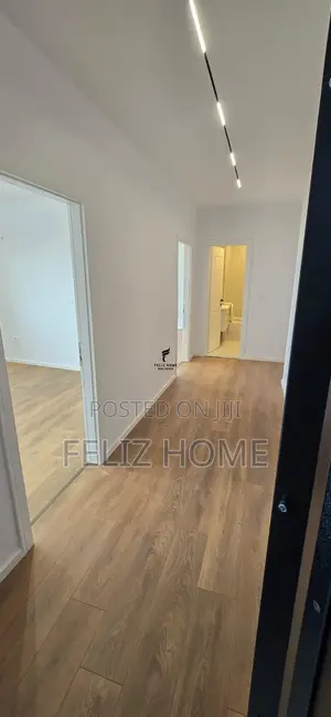 SHITET APARTAMENT 1+1 21 DHJETORI 165.000 EURO