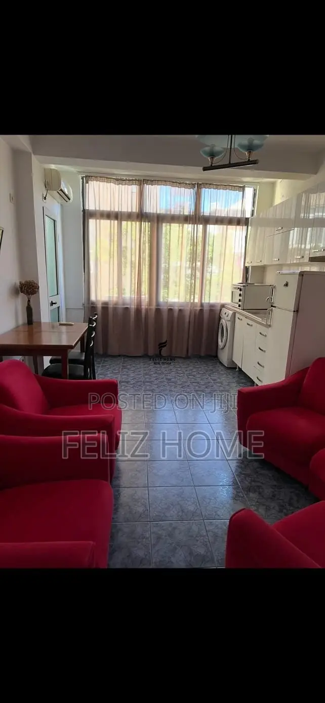 GARSONIERE ME QERA 50 M2 MYSLYM SHYR 40.000 LEKE