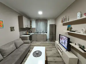 APARTAMENT ME QERA 1+1 RRUGA E DURRESIT 50.000 LEKE