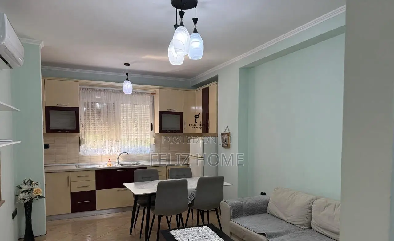 APARTAMENT ME QERA 2+1 ALI DEMI 50.000 LEKE