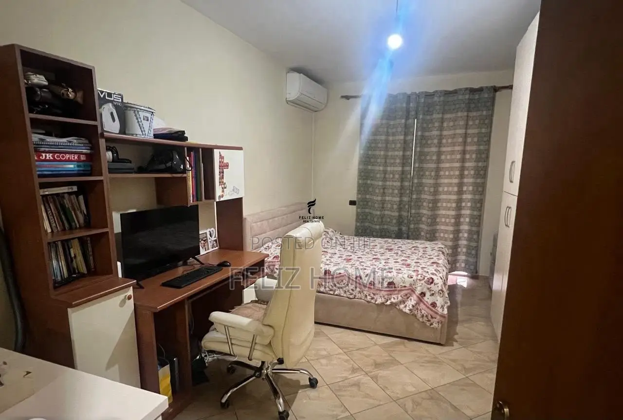 APARTAMENT ME QERA 2+1 YZBERISHT 40.000 LEKE