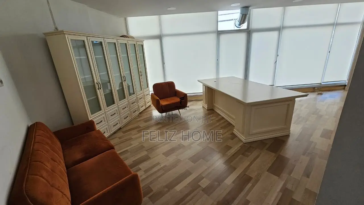 ZYRE ME QERA 260 M2 LIQENI ARTIFICIAL 300.000 LEKE