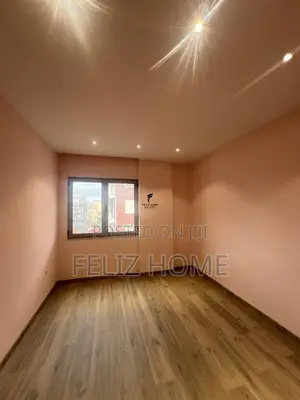 ZYRE ME QERA 160 M2 PAZARI I RI 1.500 EURO