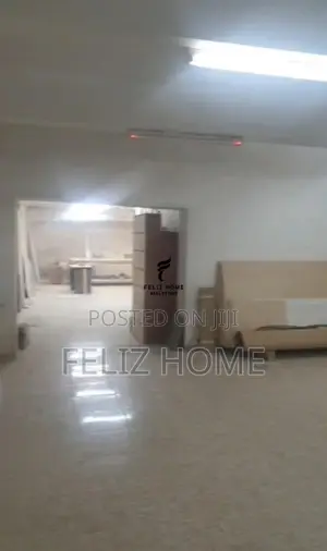 MAGAZINE ME QERA 800 M2 KOMBINAT 2600 EURO
