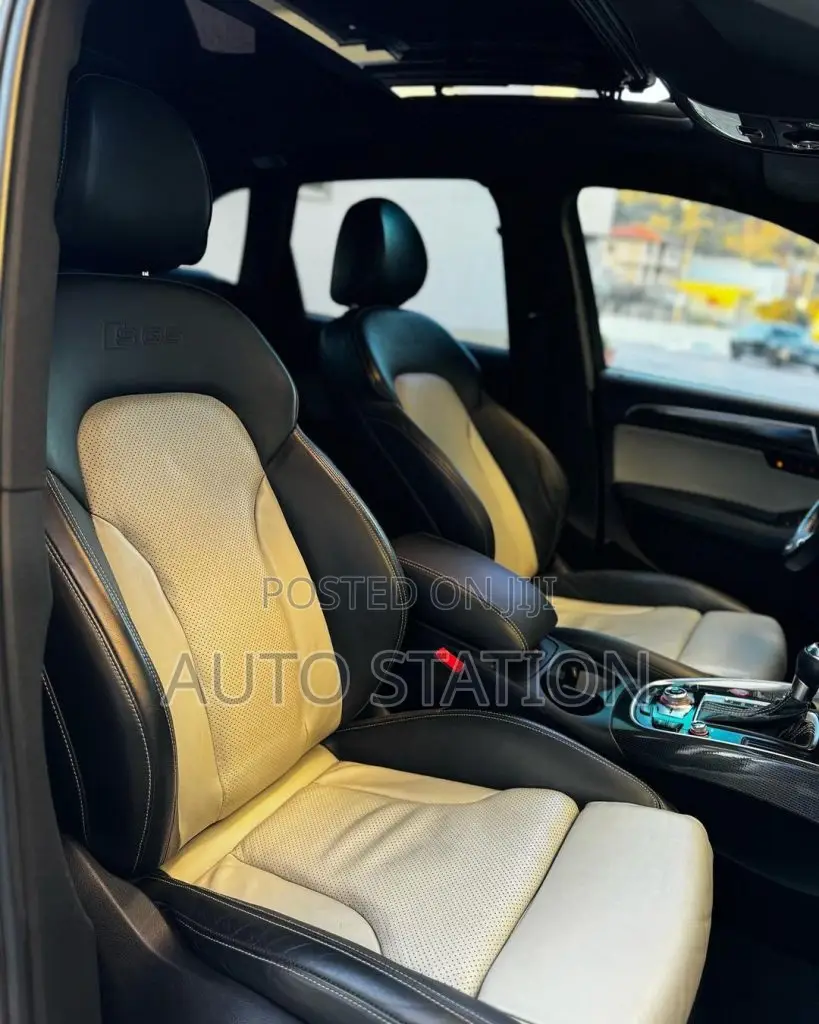 AUDI SQ5
