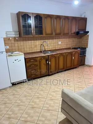 APARTAMENT ME QERA 1+1 XHAMLLIKU 40.000 LEKE