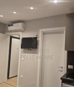 GARSIONERE ME QERA 25 M2 PAZARI I RI 40.000 LEKE
