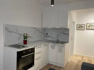 APARTAMENT ME QERA 1+1 MYSLYM SHYRI 65.000 LEKE
