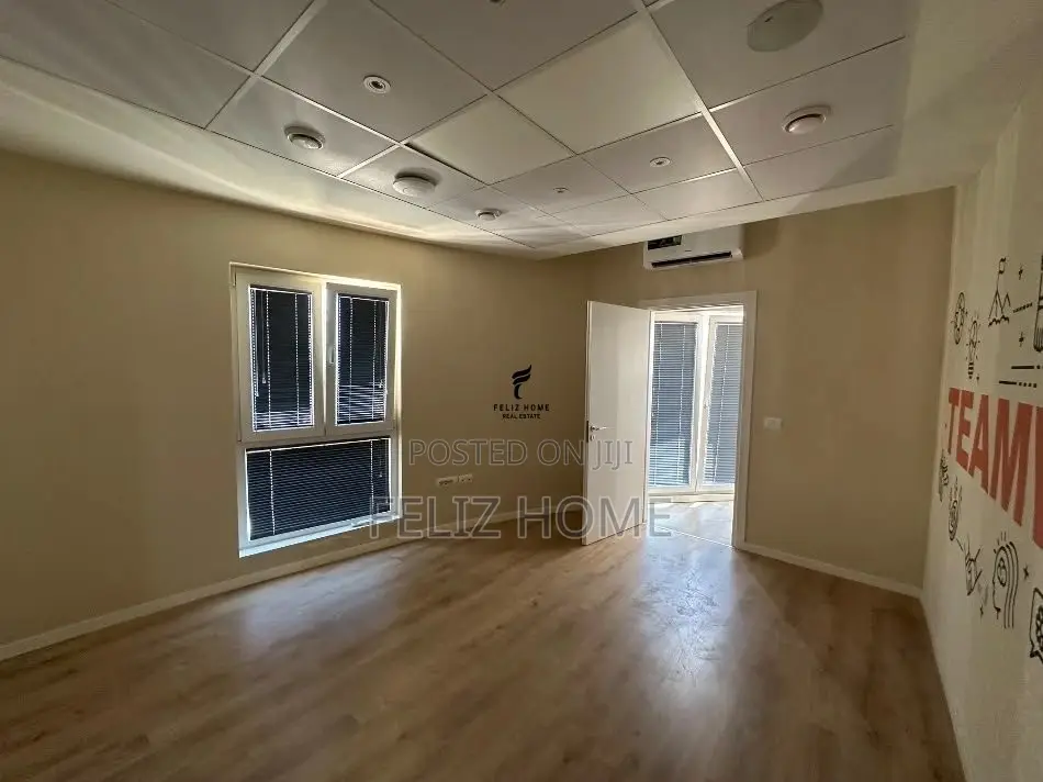 ZYRE ME QERA 224 M2 ZOGU ZI 230.000 LEKE