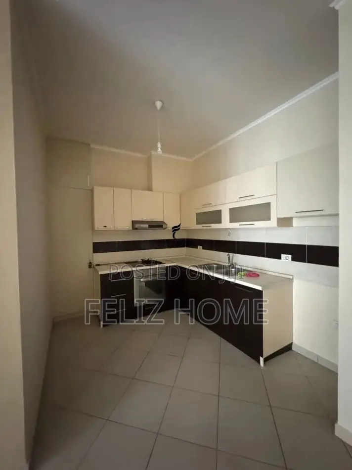 SHITET APARTAMENT 1+1 KOMUNA E PARISIT 216.000 EURO