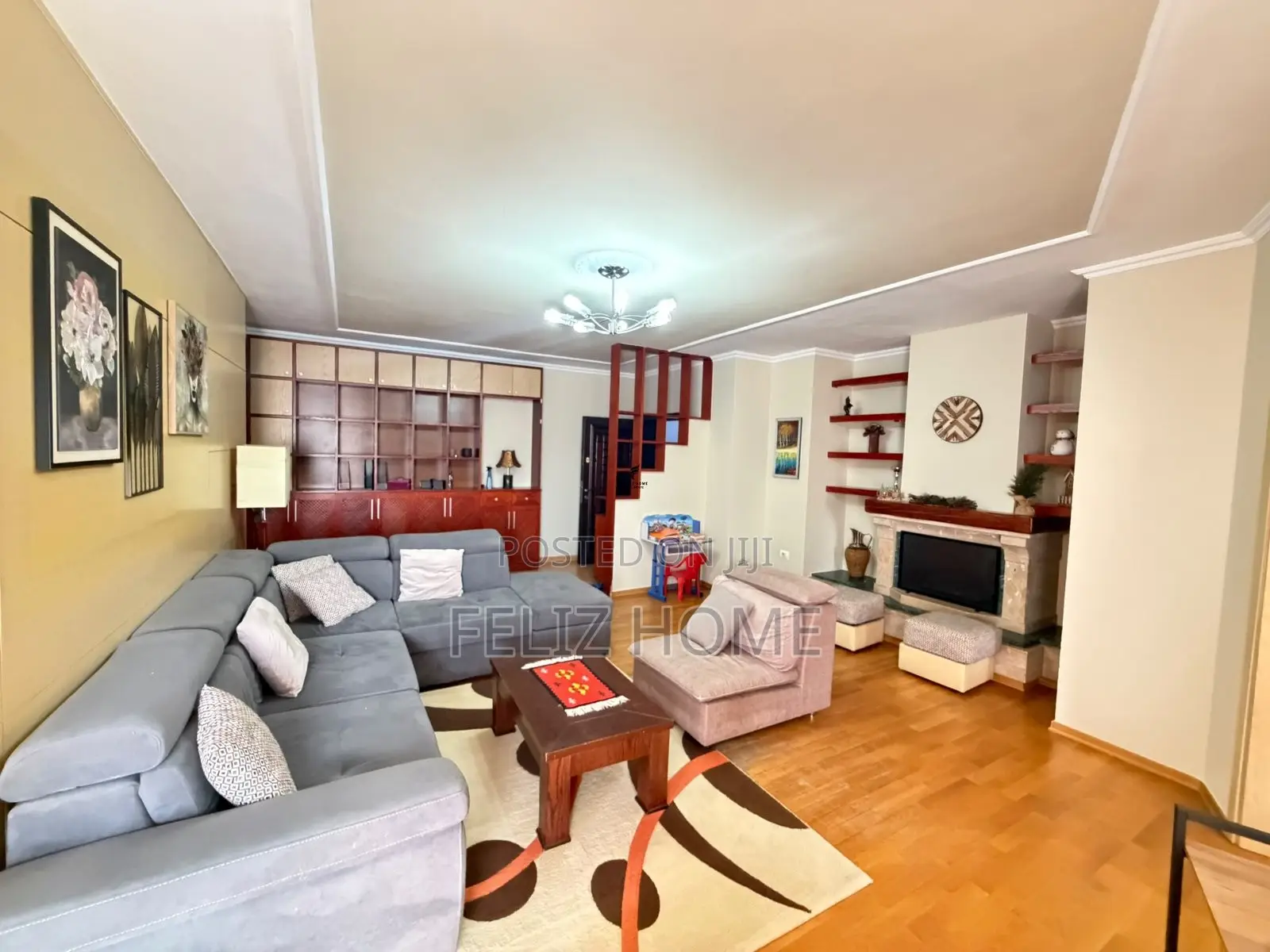 APARTAMENT ME QERA 2+1 STACIONI TRENIT 85.000 LEKE