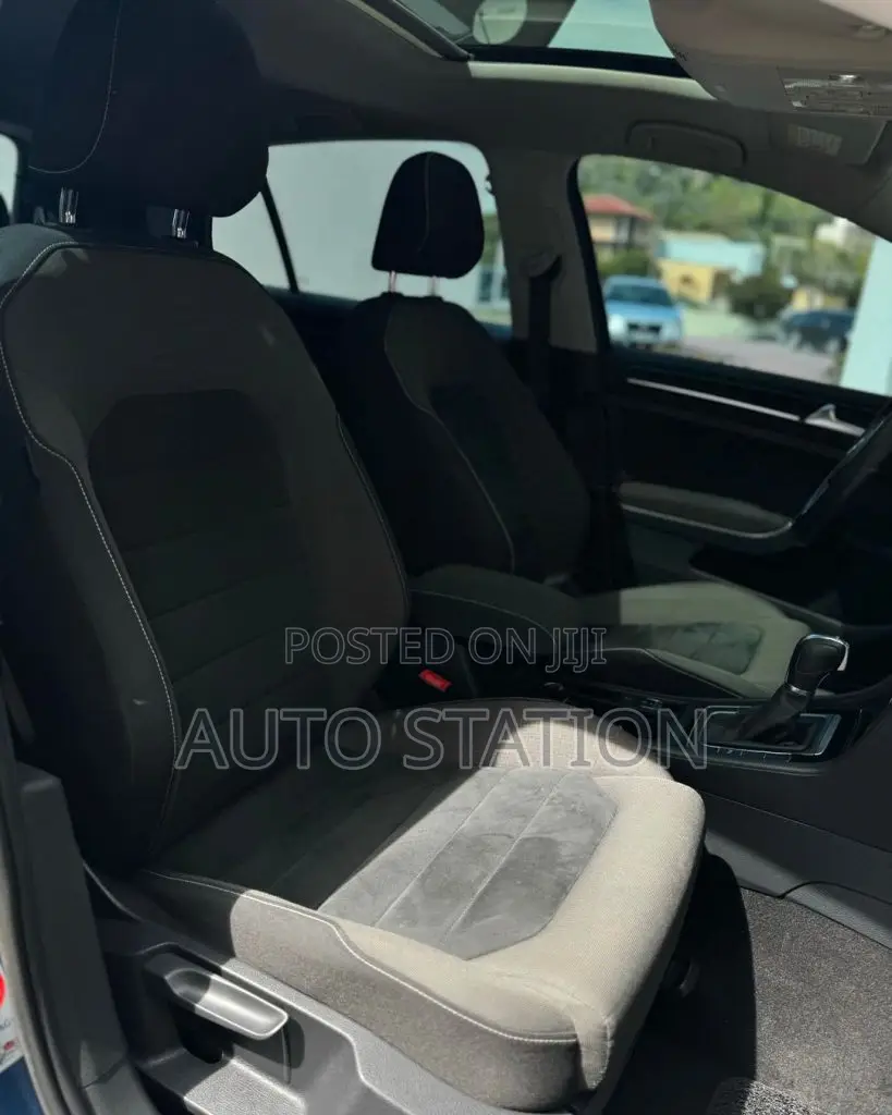 vOLKSWAGEN GOLF VII