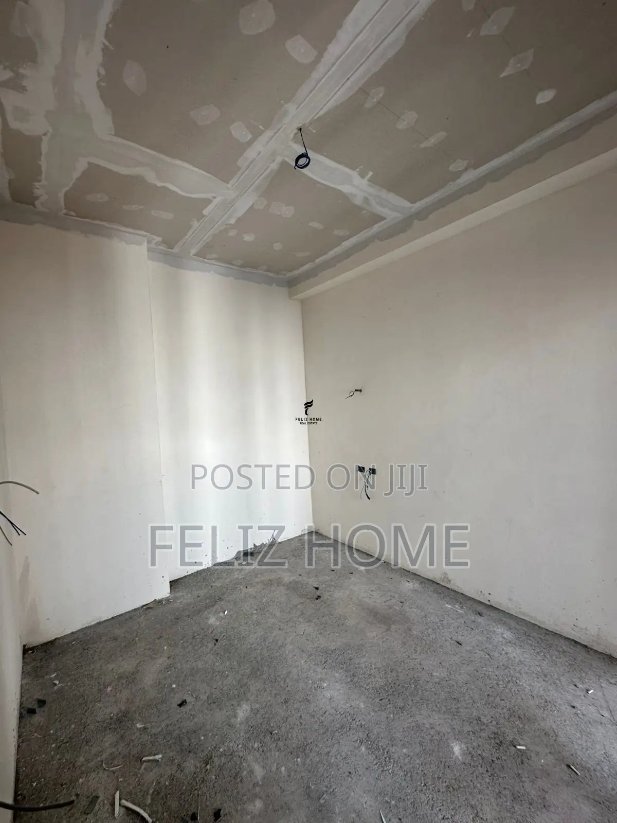 SHITET APARTAMENT 1+1 RRUGA E KAVAJES 120.000 EURO