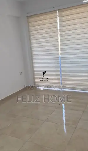 ZYRE ME QERA 122 M2 RRUGA E DURRESIT 150.000 LEKE