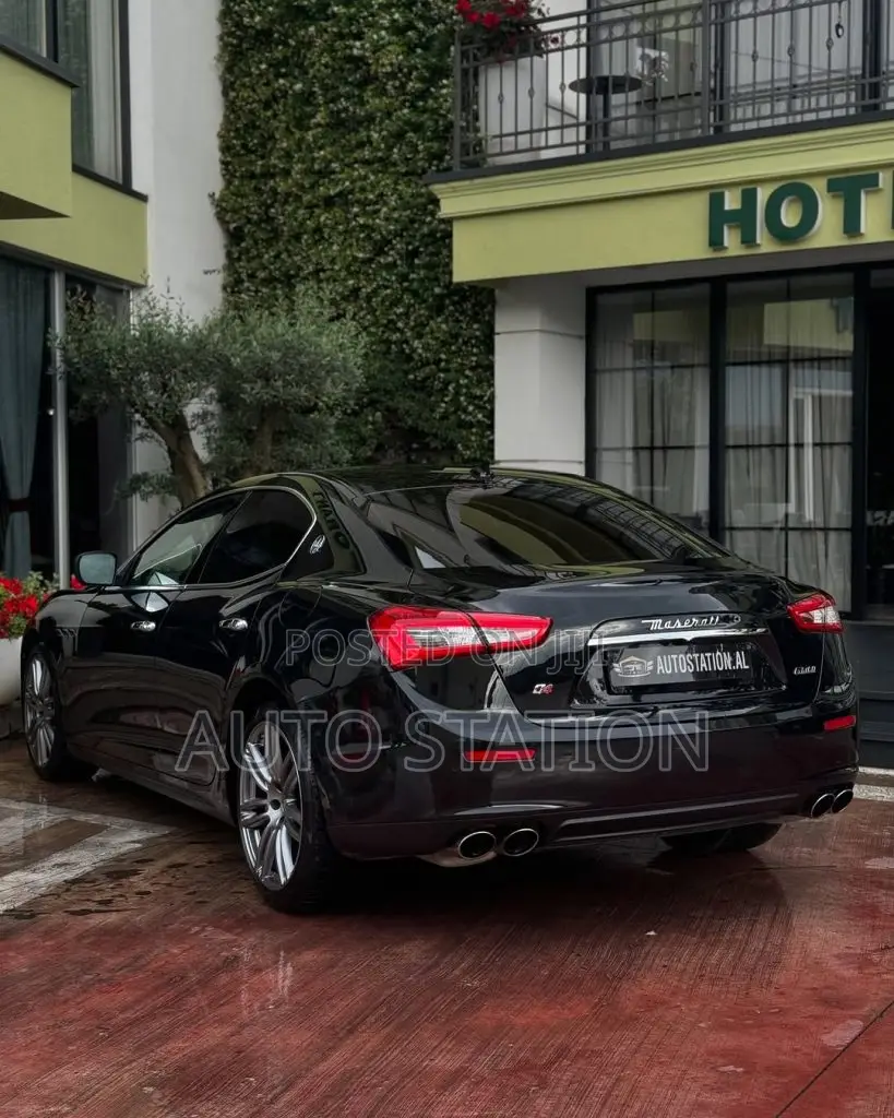 Maserati Ghibli SQ4