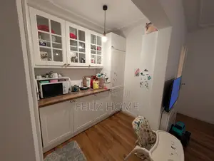 SHITET APARTAMENT 2+1 ISH PARKU 16.000.000 LEKE
