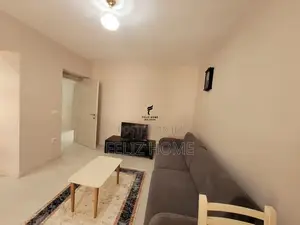 APARTAMENT ME QERA 2+1 MYSLYM SHYRI 650 EURO