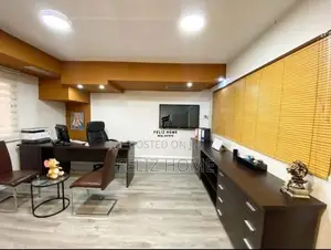ZYRE ME QERA 200M2 BLLOK 3.500 EURO