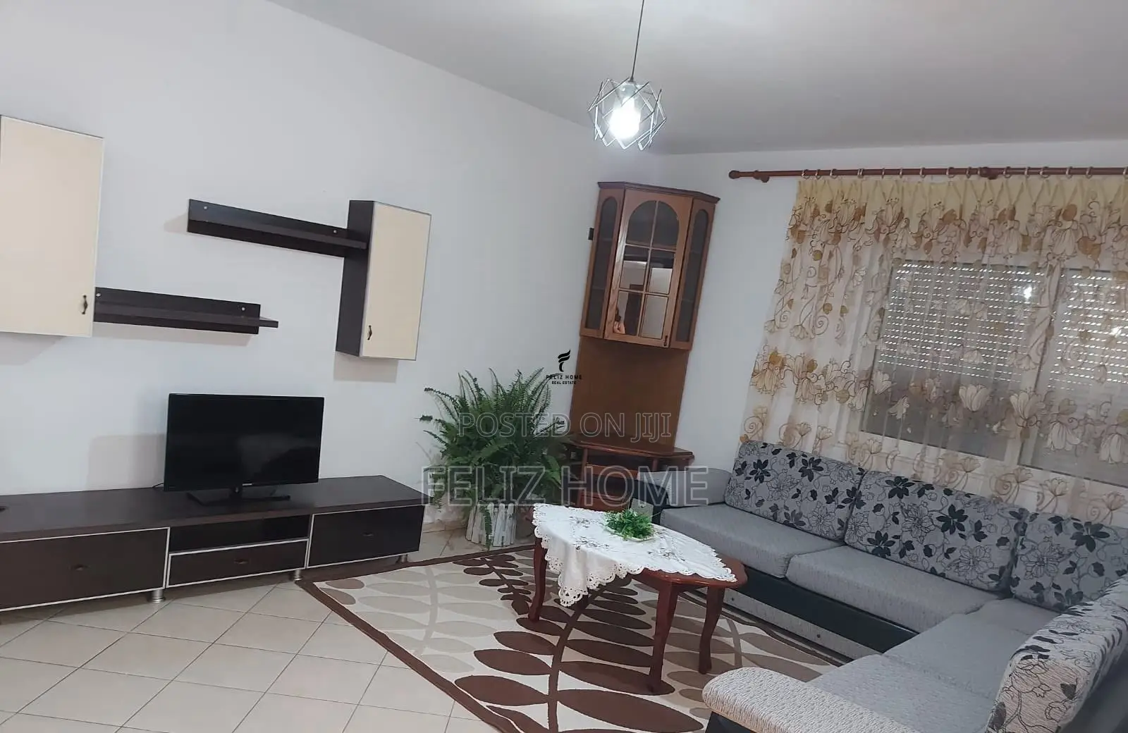 APARTAMENT ME QERA 2+1 STACIONI I TRENIT 50.000 LEKE