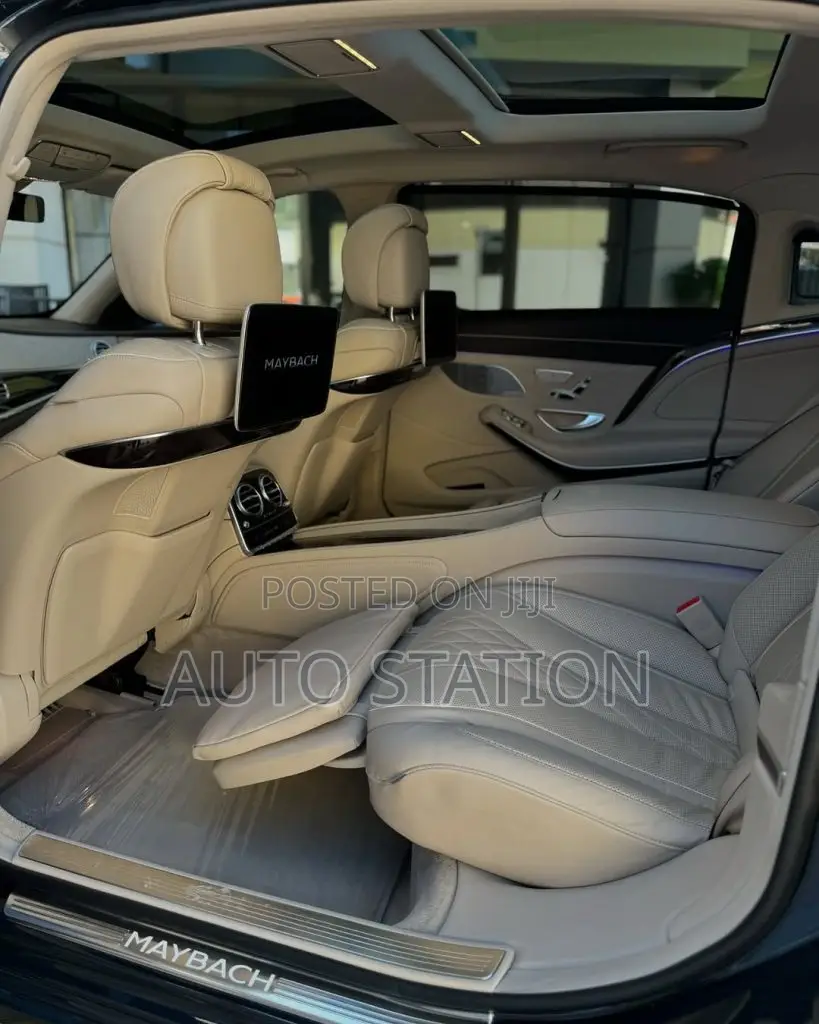 Mercedes Benz S560 Maybach