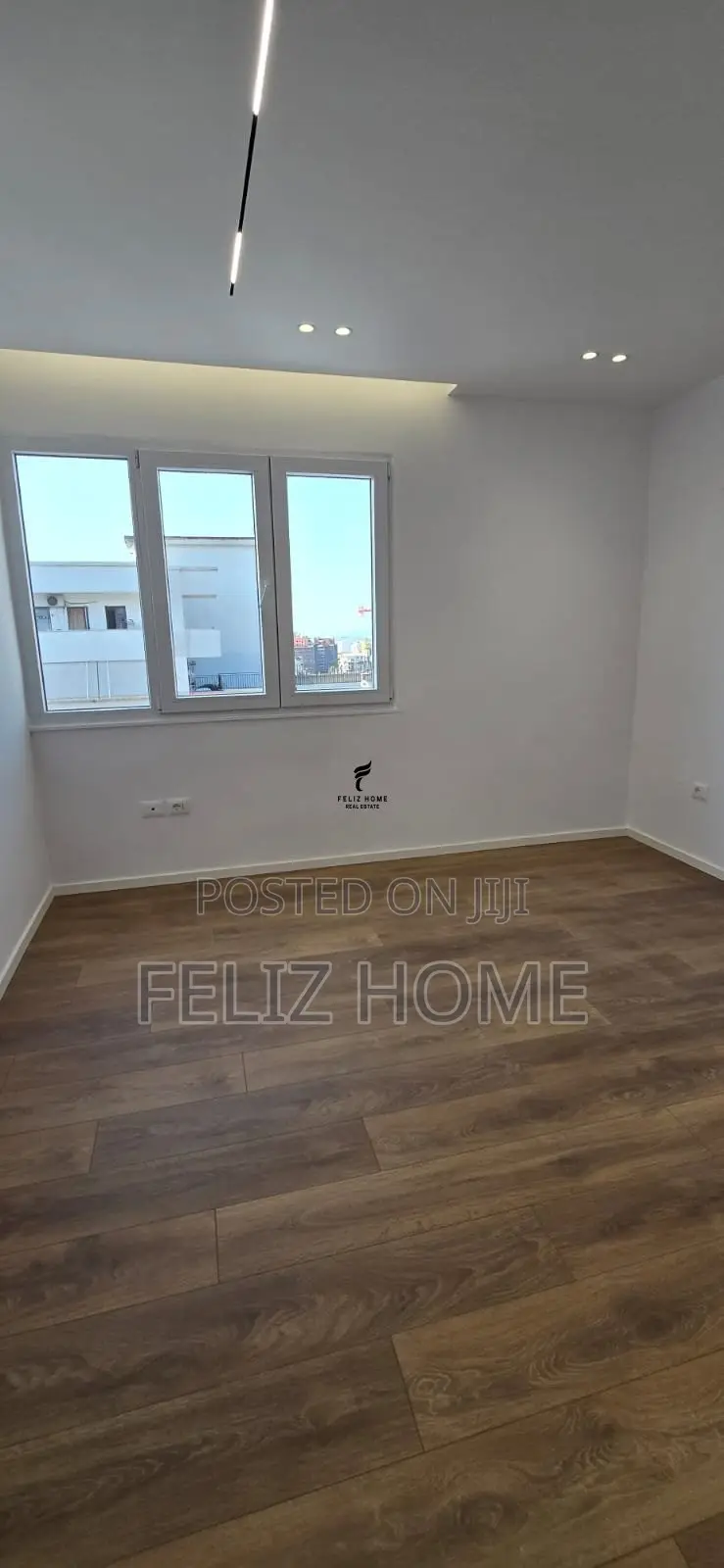 SHITET APARTAMENT 1+1 21 DHJETORI 165.000 EURO