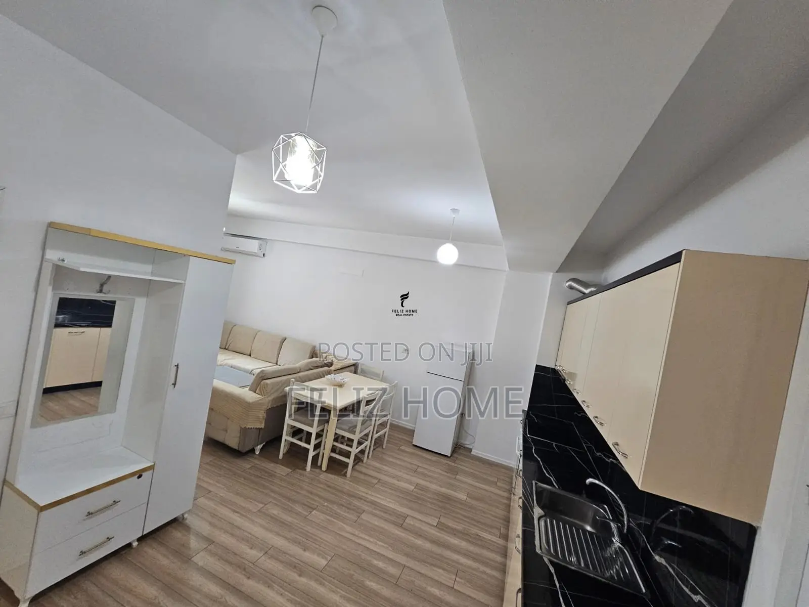 APARTAMENT ME QERA 2+1 ALI DEMI 50.000 LEKE