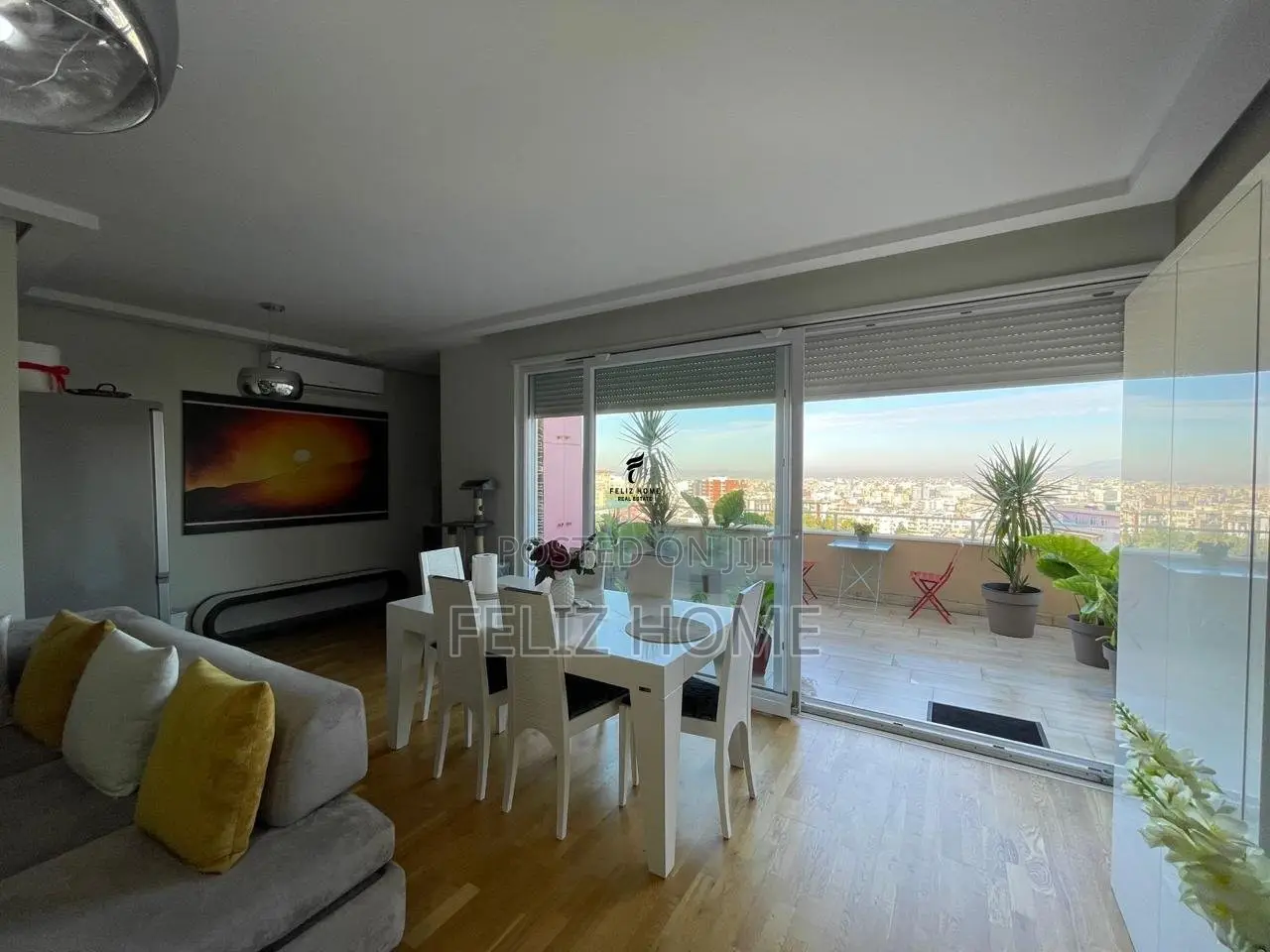 SHITET APARTAMENT 3+1+2 KOPSHTI BOTANIK 36.000.000 LEKE
