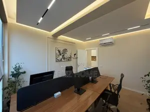 ZYRE ME QERA 105 M2 MINE PEZA 200.000 LEKE