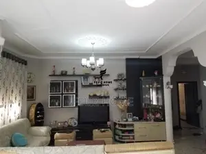 SHITET VILE 725 M2 SELITE 730.000 EURO