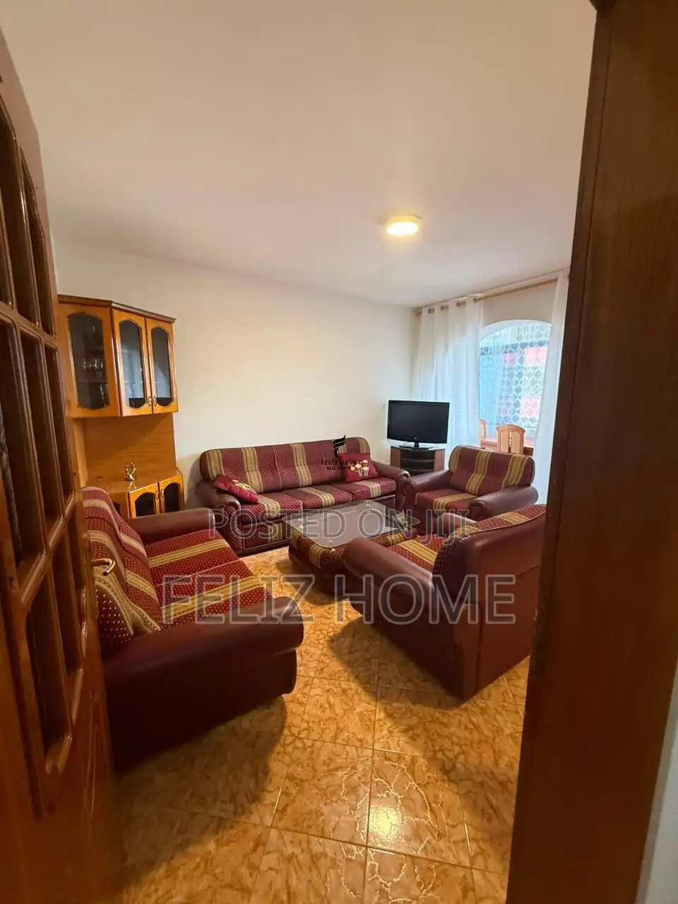 SHITET APARTAMENT 1+1 KINOSTUDIO 11.700.000 LEKE