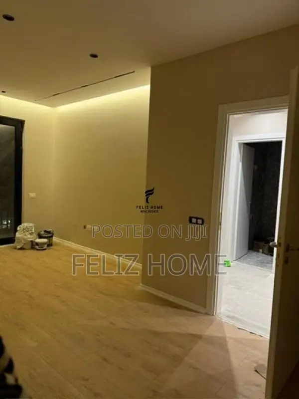 ZYRE ME QERA 85 M2 KOMUNA E PARISIT 1.000 EURO