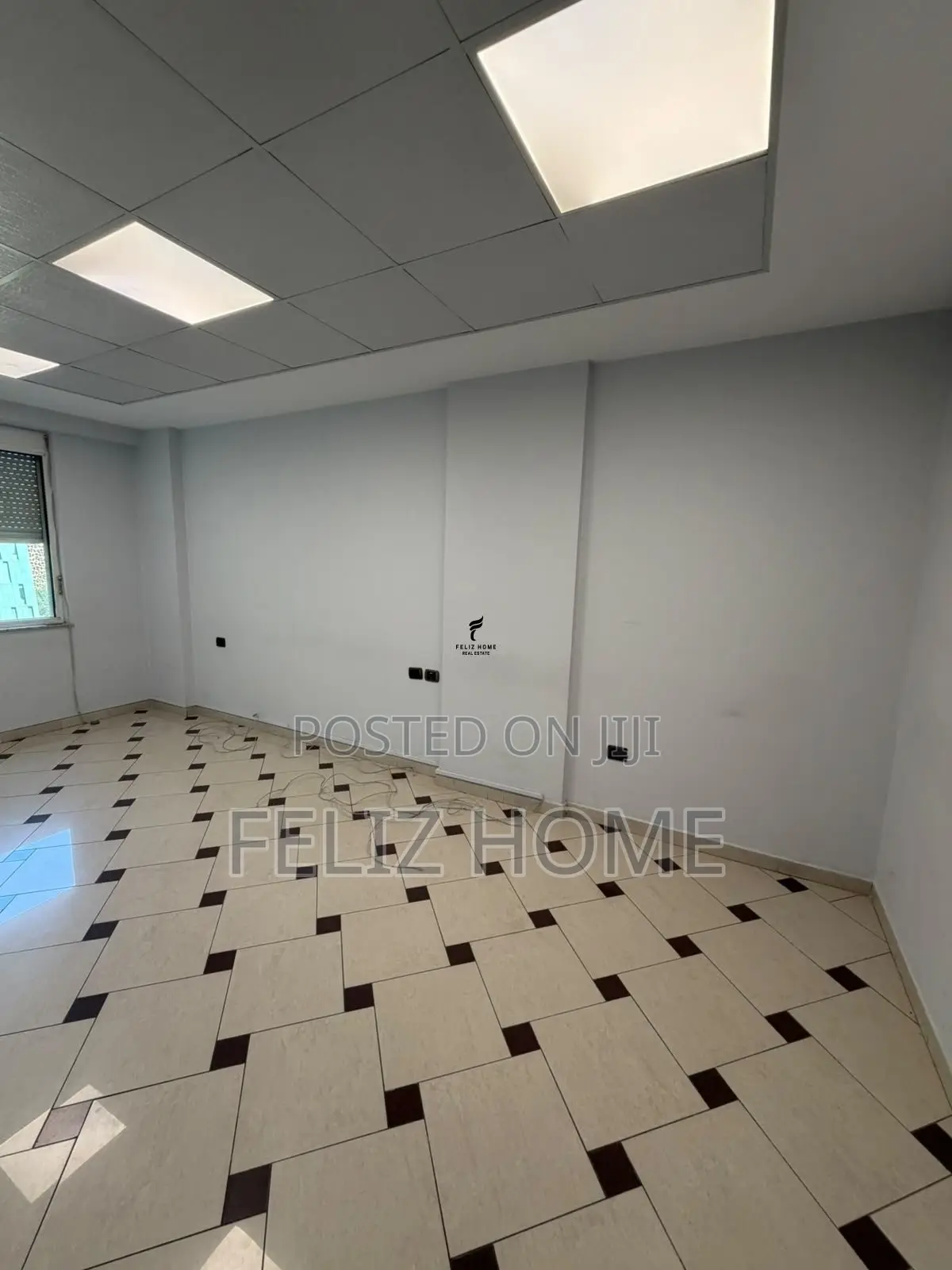 ZYRE ME QERA 130 M2 BLLOK 100.000 LEKE