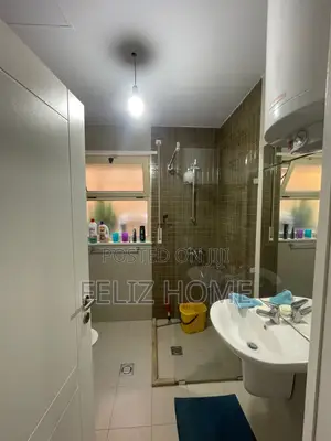 SHITET APARTAMENT 2+1+2+DEPO KOMUNA E PARISIT 320.000 EURO