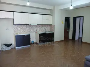 APARTAMENT ME QERA 2+1+2 ASTIR 450 EURO