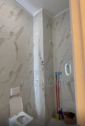 SHITET APARTAMENT 2+1+2 RRUGA E DIBRES 270.000 EURO