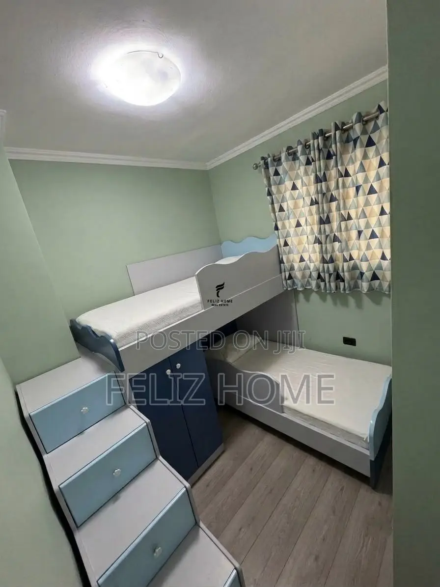 APARTAMENT ME QERA 3+1 RRUGA E KAVAJES 1.200 EURO