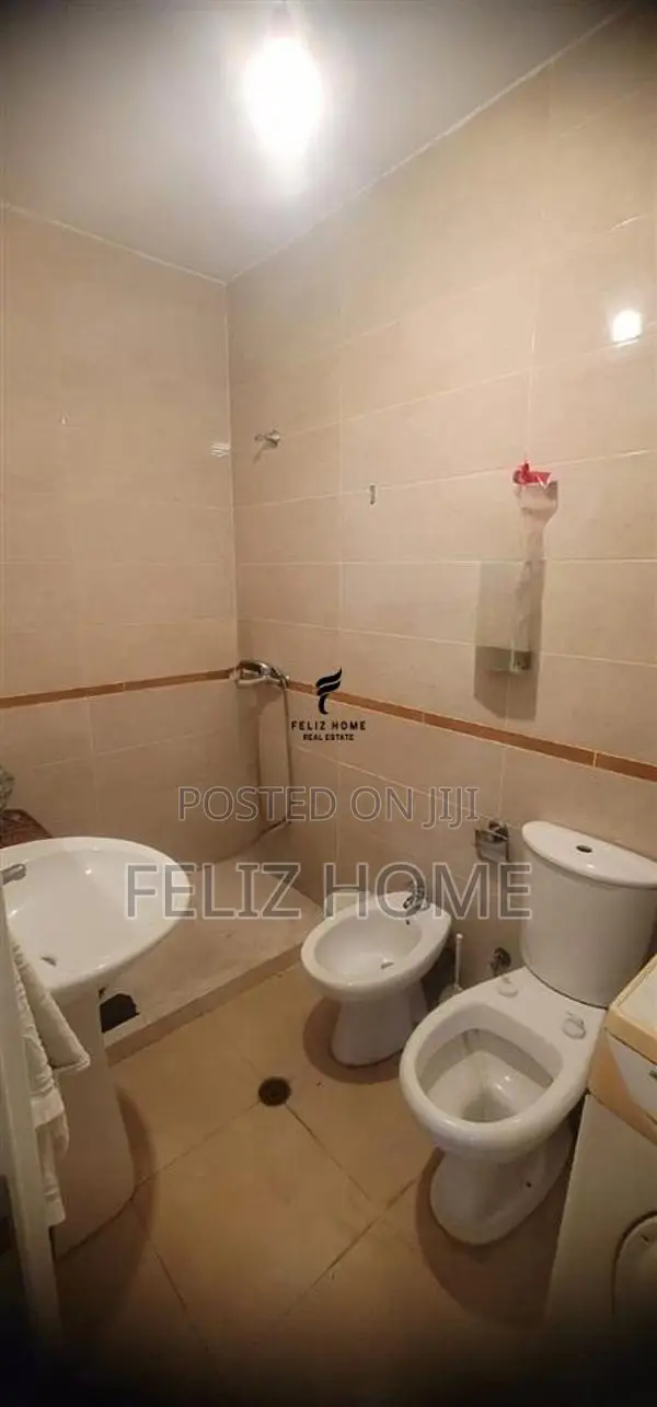 SHITET APARTAMENT 2+1 RRUGA KONFERENCA E PEZES 207.000 EURO