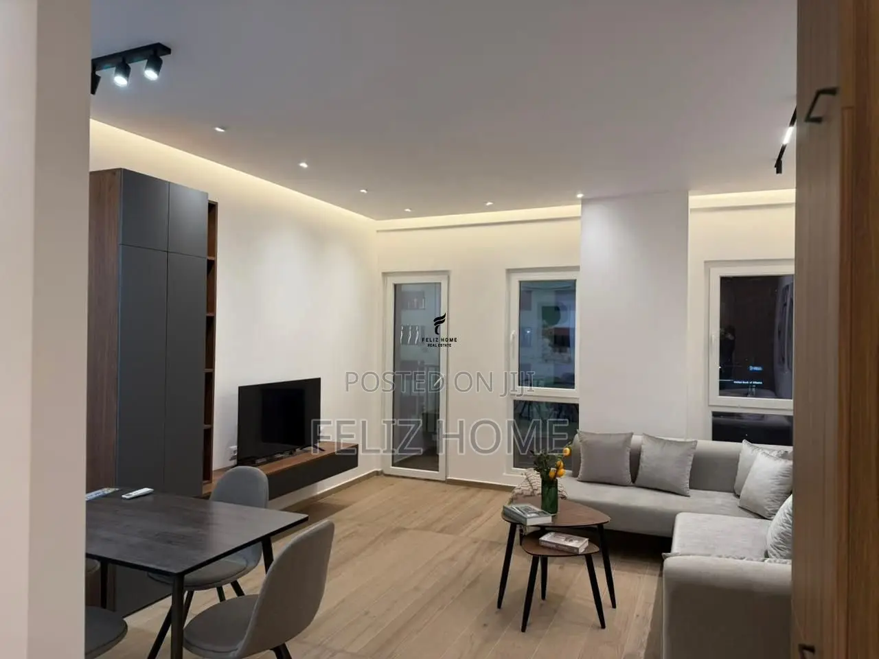 APARTAMENT ME QERA 1+1 ZOGU I ZI 72.000 LEKE